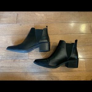Dolce Vita Black Leather Booties